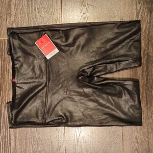❤ NWT! SPANX FAUX LEATHER SKINNY LEGGINGS / SHAPEWEAR, MEDIUM (6 - 8)